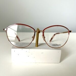 Vera Wang V560 Raspberry and rose gold. NEW! 51-17-140